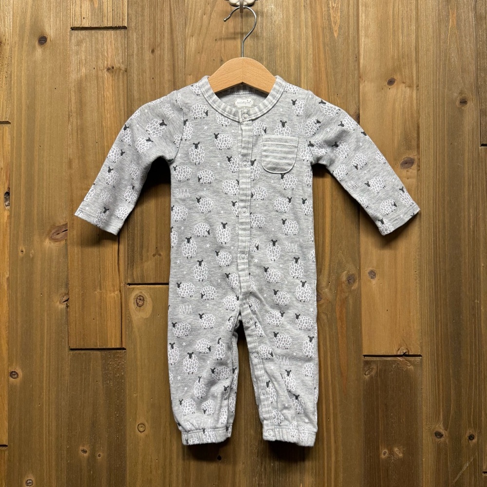 Mudpie Gray Sheep Patterned Baby One Piece Sleeper 0-3mnths